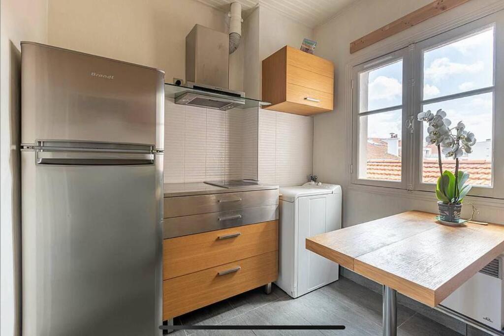 Exceptionnel 3 Pieces Art Deco En Dernier Etage Avec Garage Prive Centre Biarritz Apartment Екстериор снимка