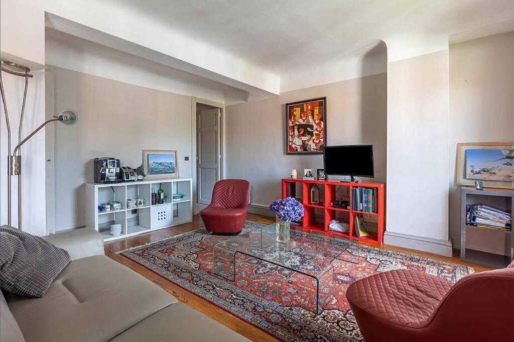 Exceptionnel 3 Pieces Art Deco En Dernier Etage Avec Garage Prive Centre Biarritz Apartment Екстериор снимка